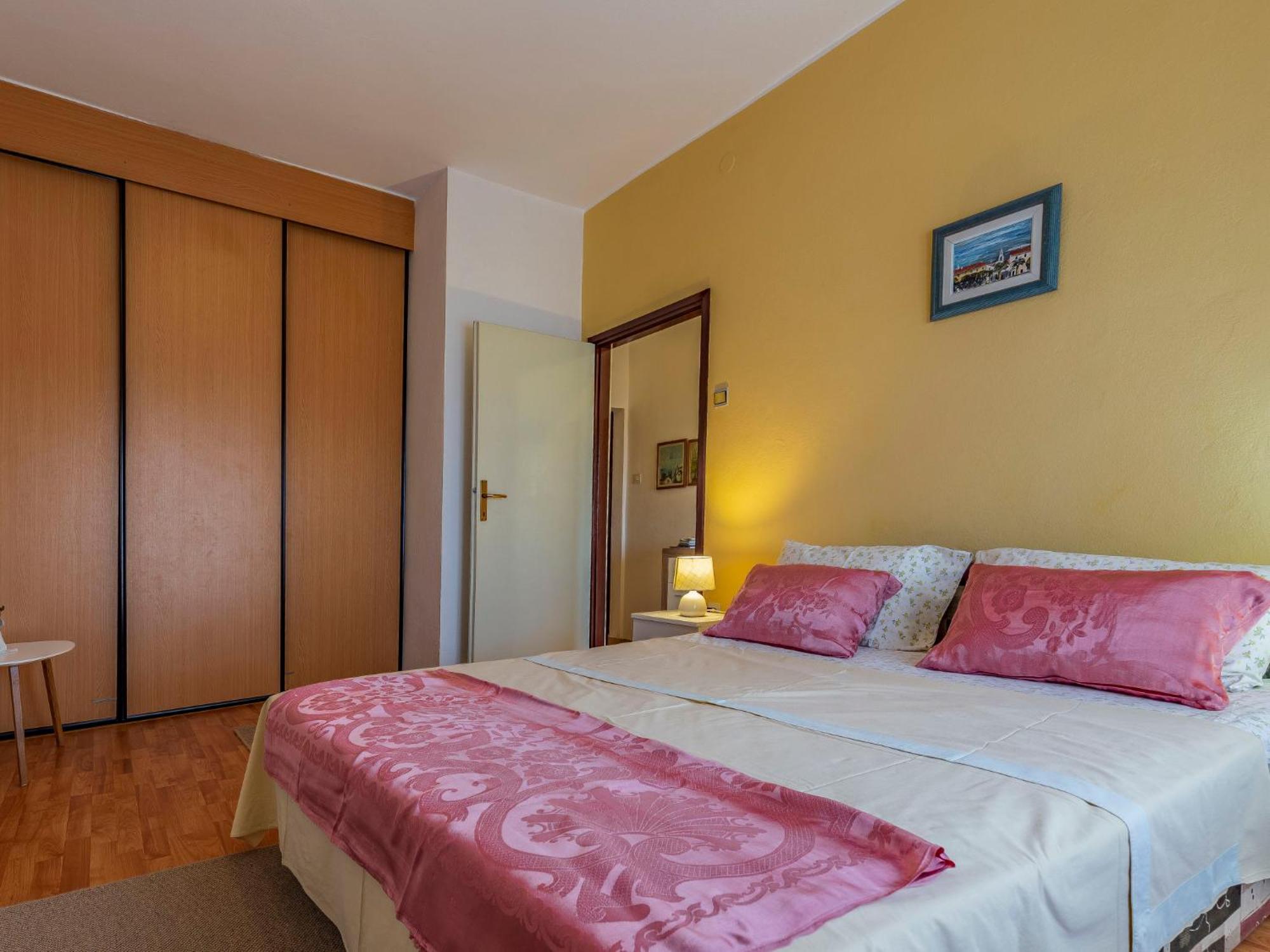 באניולה Apartment Vladimir - Pul237 By Interhome מראה חיצוני תמונה